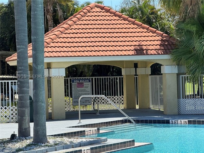 Building Photo - 417 Vista Isles Dr
