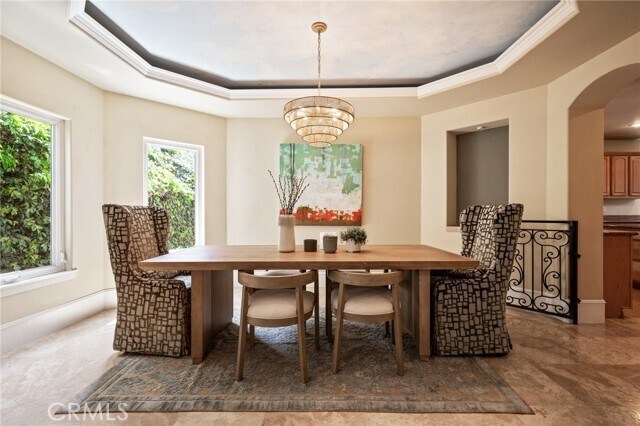 Building Photo - 3210 N Ardmore Ave