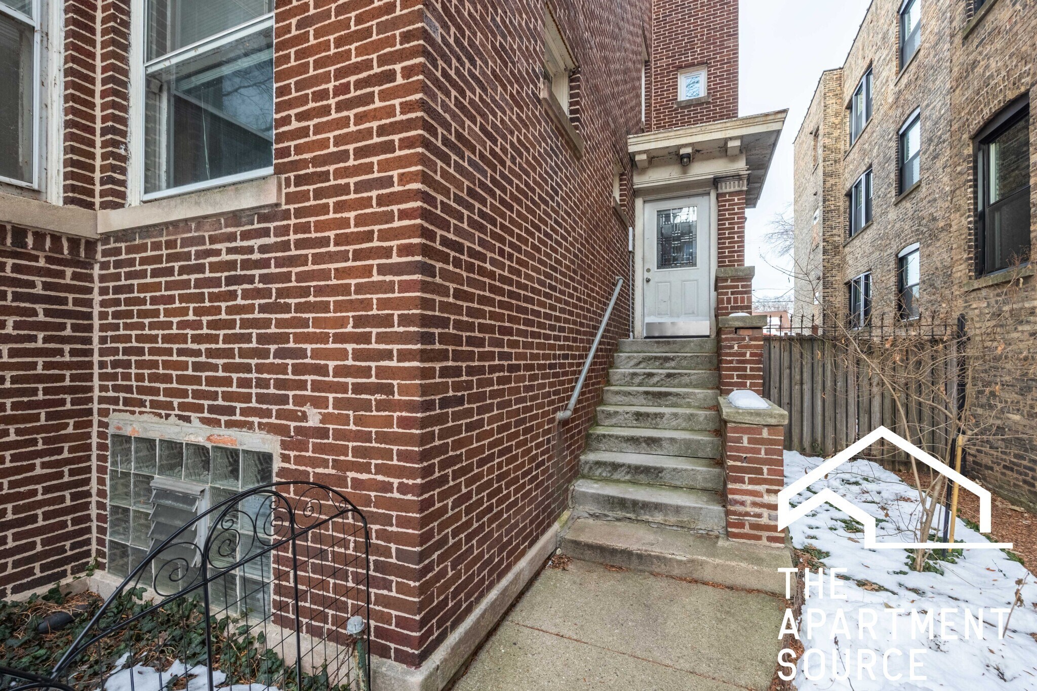 Building Photo - 1432 W Jonquil Terrace