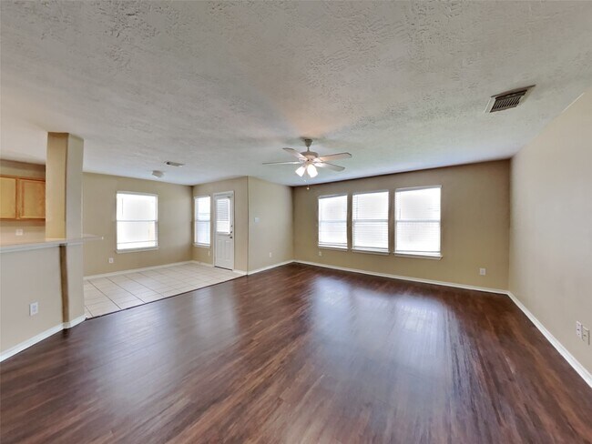 Building Photo - 8030 Echinacea Dr