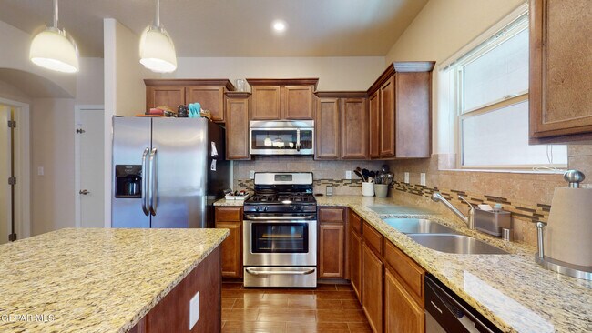 Building Photo - 6689 Red Canyon Sage Ln