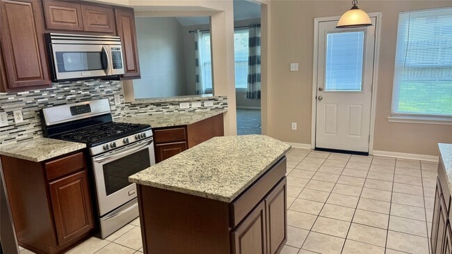 Building Photo - 1602 Stoney Park Dr