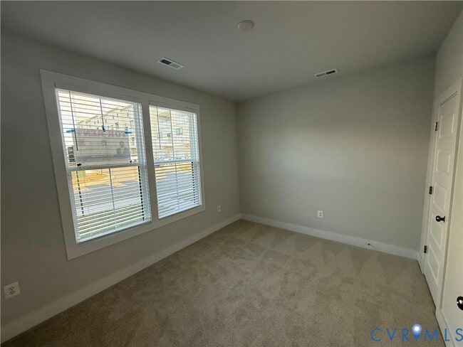 Building Photo - 4005 Munson Wds Pl