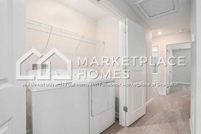 Building Photo - 7678 Deer Vly Cir