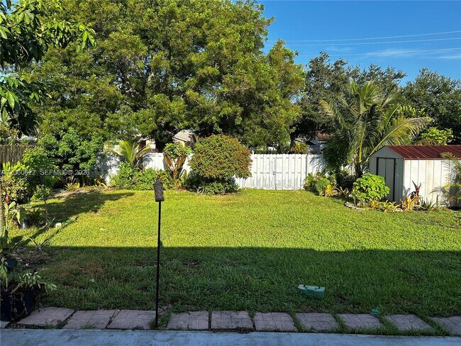Building Photo - 2403 NW 108th Terrace