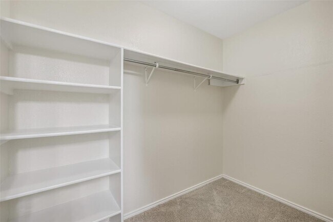 Building Photo - 8313 Steamline Cir