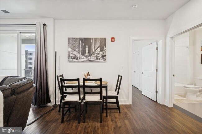 Building Photo - 1148 N 2nd St