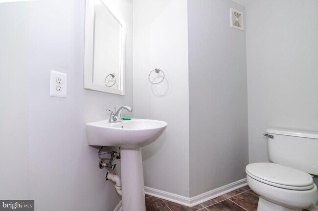 Building Photo - 12715 Fair Crest Ct