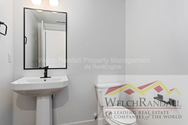 Building Photo - 507 E Alice Wy