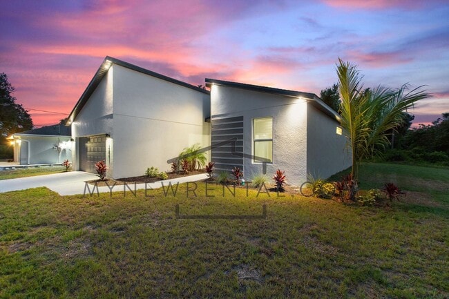 Building Photo - Deposit-Free! Modern, energy efficient hom...