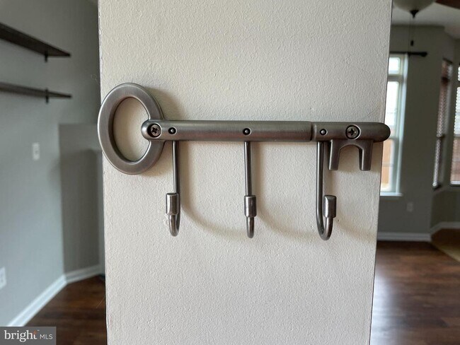 Building Photo - 114 Bowling Green Cir