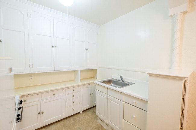 1 Bedroom - The Granada