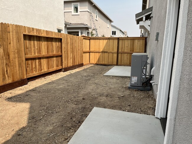 Building Photo - 3093 Pruett Dr