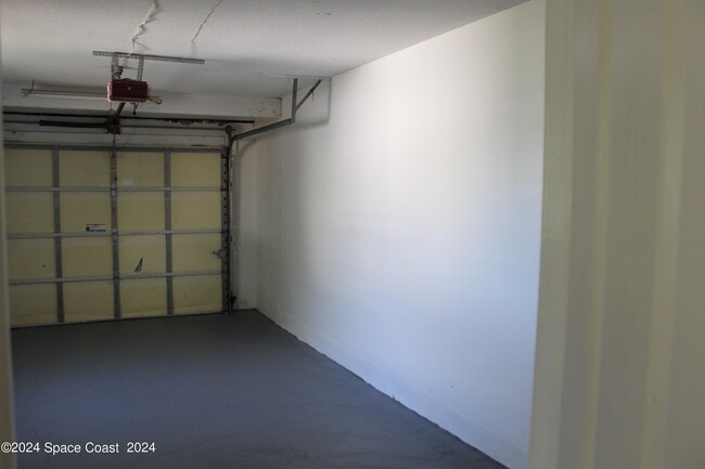 Building Photo - 790 Renner Ave