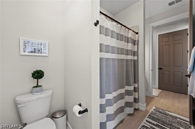 Building Photo - 10581 Woodchuck Ln