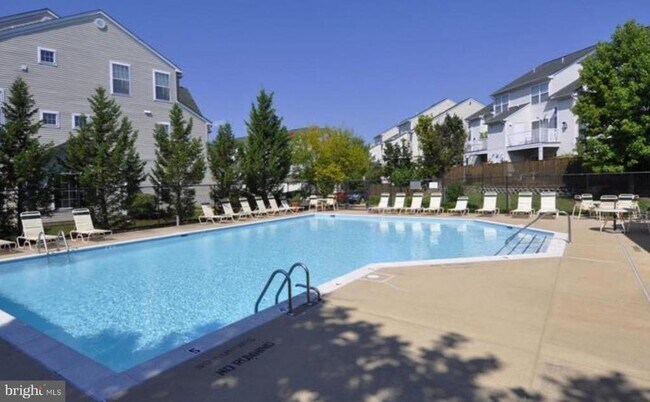 Building Photo - 6607 NETTIES Ln
