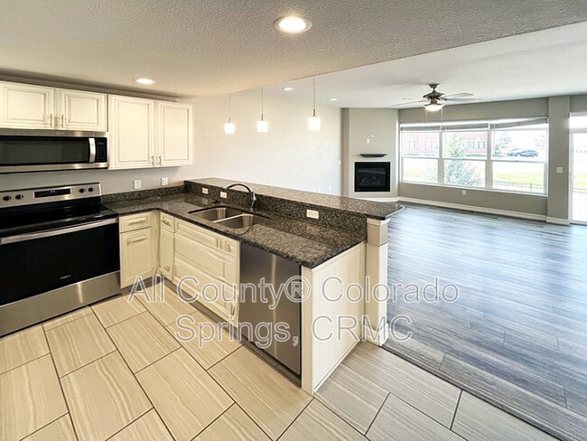 Building Photo - 763 Brambleberry Hts