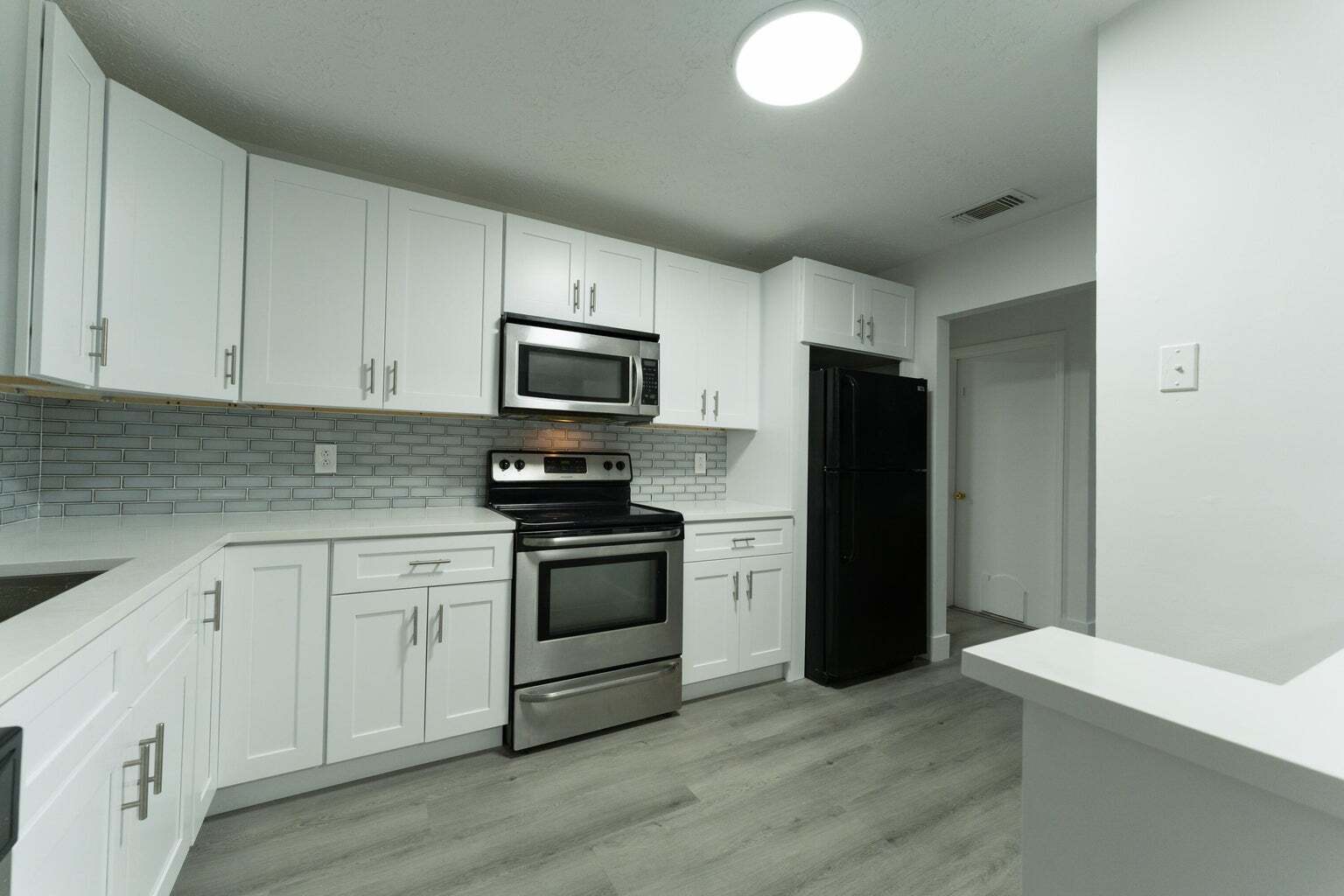 Building Photo - 1181 SW Sarto Ln