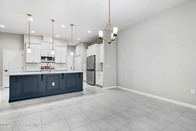 Building Photo - 8117 Tethys Ct