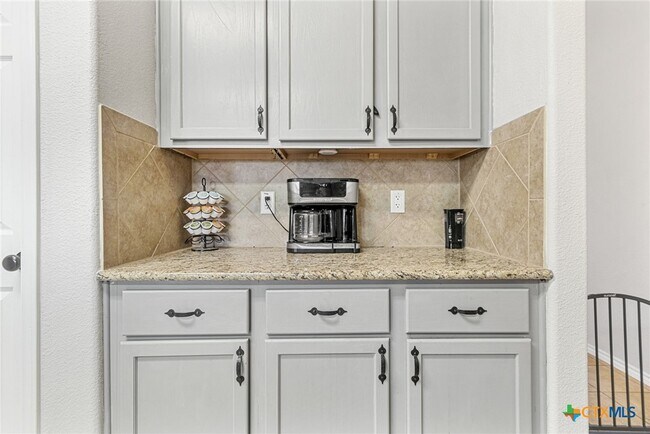 Building Photo - 5620 Birmingham Cir