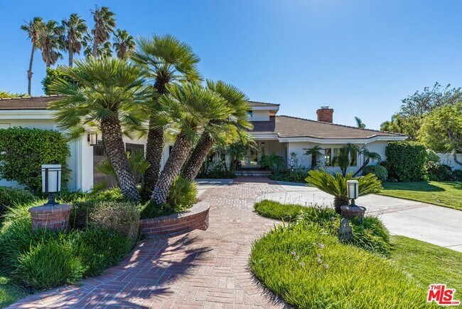 Building Photo - 6358 Ramirez Mesa Dr