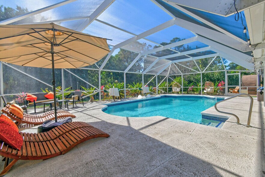 Building Photo - 13014 46th Ct N