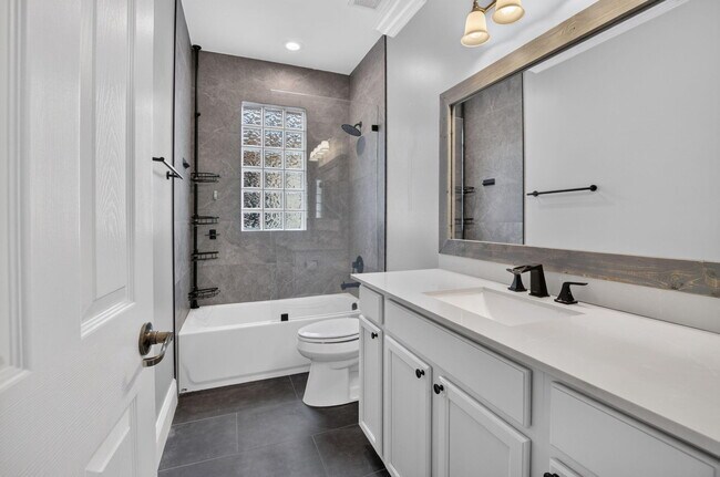 Building Photo - 4210 Key Lime Blvd