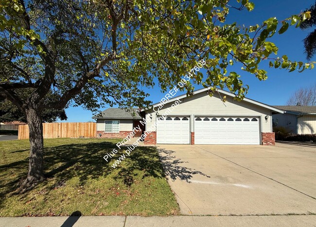 Primary Photo - NE Large Corner Home is Located Near Tunne...