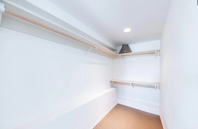 Primary Photo - Cozy 2 bedroom in downtown Reno Area!