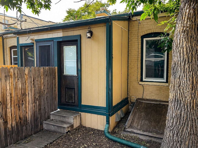 Building Photo - Denver Townhouse Near Sloan’s Lake, LoHi & Downtown