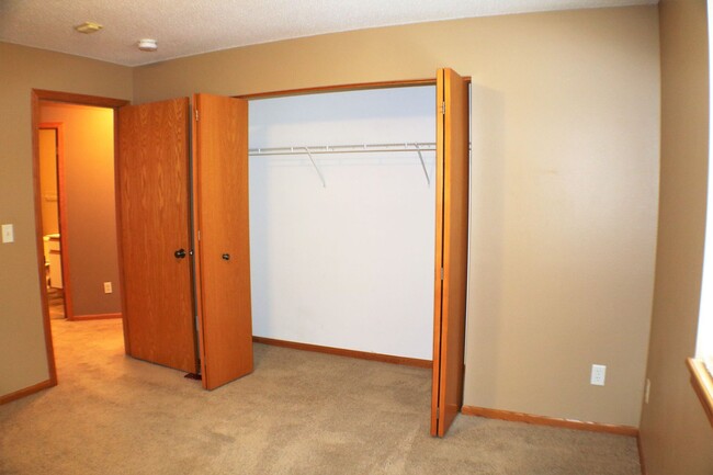 Building Photo - $1,125 | 2 Bedroom, 1 Bathroom Condo | Pet...