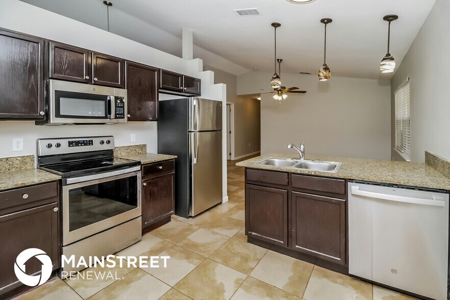 Building Photo - 181 Dovetail Ct