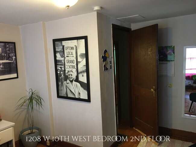Building Photo - 1208 W 10th St