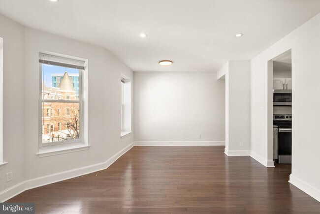 Building Photo - 1733 20th St NW