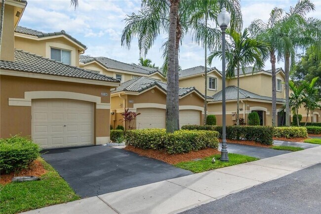 Building Photo - 2134 Pasa Verde Ln