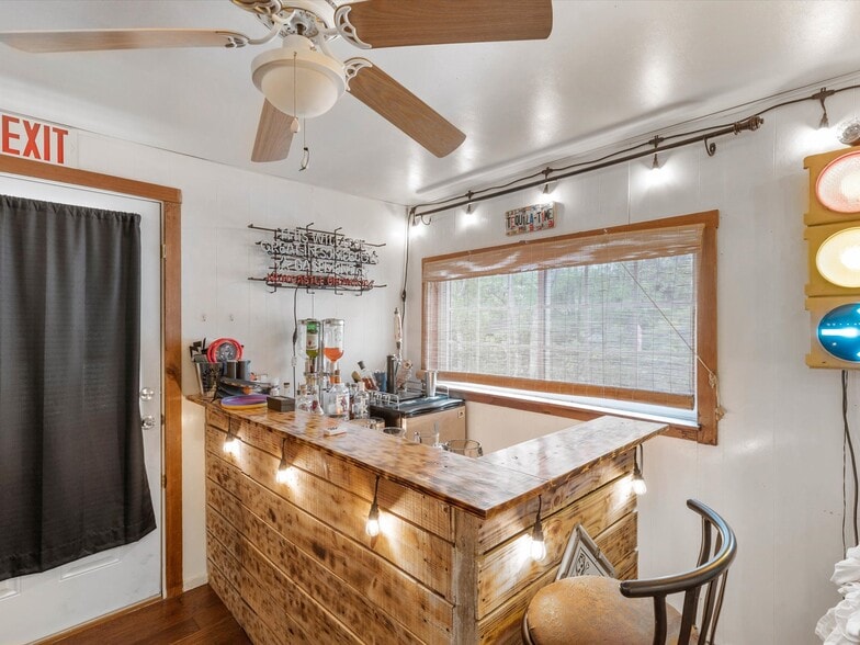 Building Photo - 3508 W Biddison St