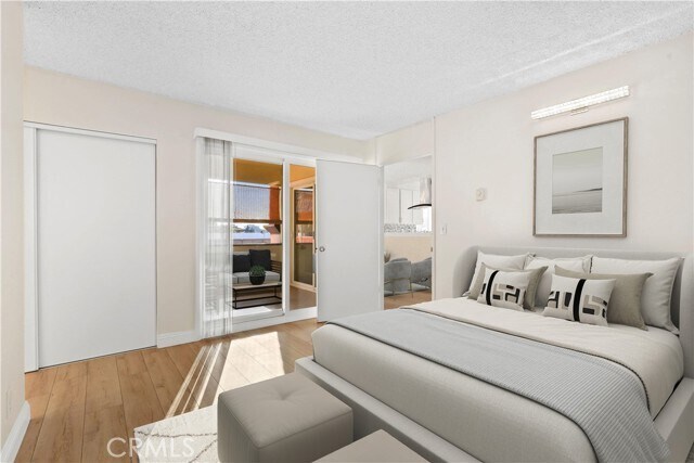 Building Photo - 5651 N Sumner Way