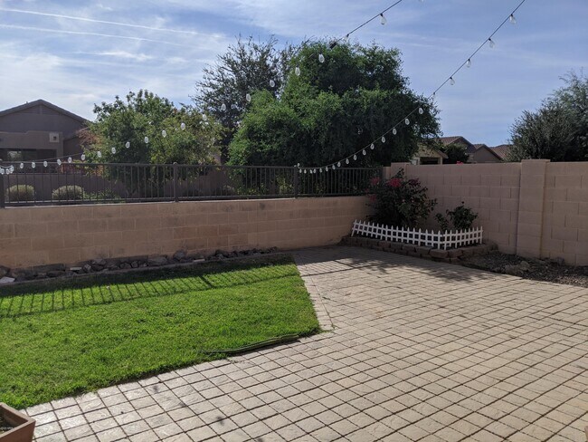 Building Photo - 21019 E Avenida Del Valle