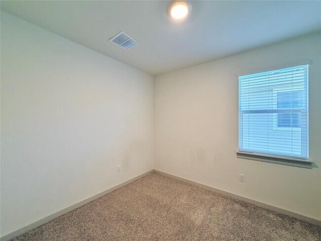 Building Photo - 3008 Louris Ln