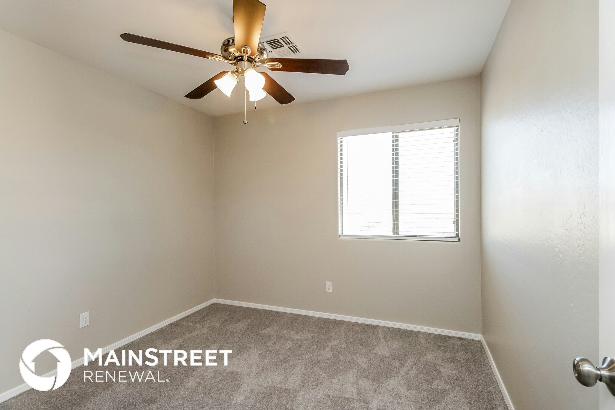 Building Photo - 3618 W Vineyard Rd