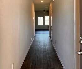 Building Photo - 5439 Creekside Ridge Trail