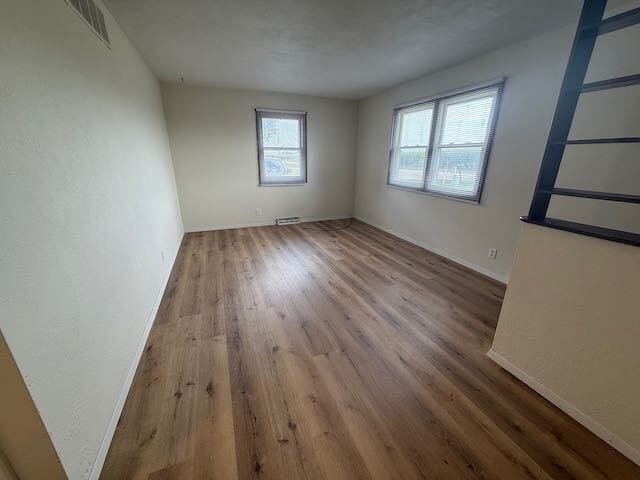Building Photo - Duplex unit in Hanna City