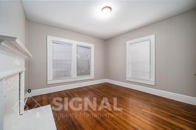 Building Photo - 529 Telford Ln