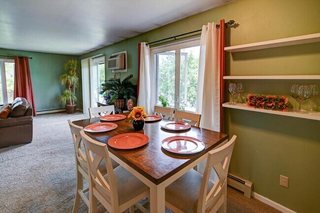 Building Photo - 2850 Cimarron Trail