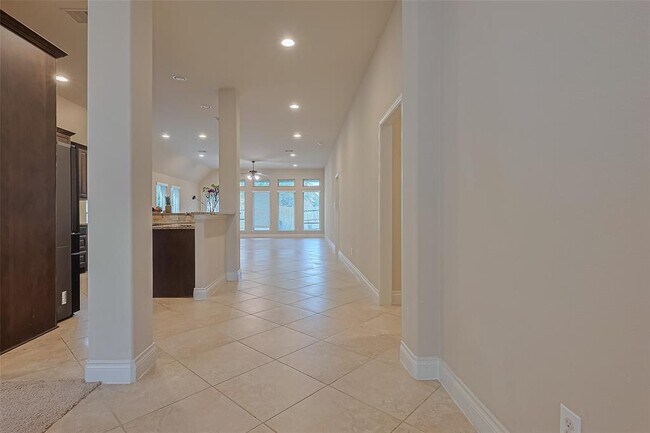 Building Photo - 10623 Davlee Ln