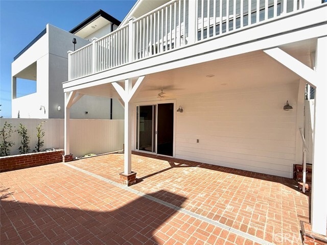 Building Photo - 524 13th St