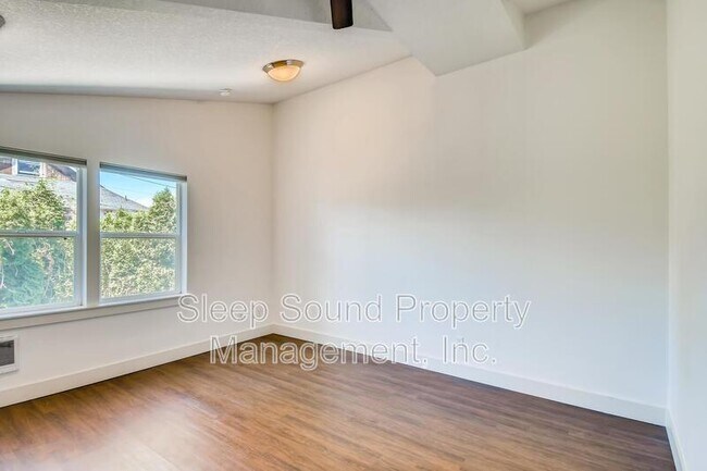 Building Photo - 3603 N Albina Ave