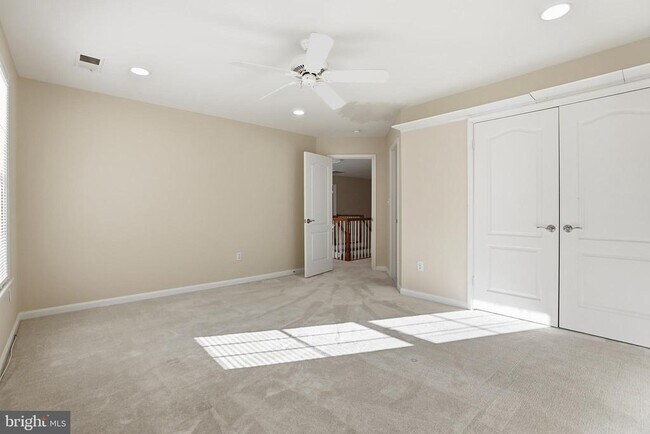 Building Photo - 18136 Hayloft Dr