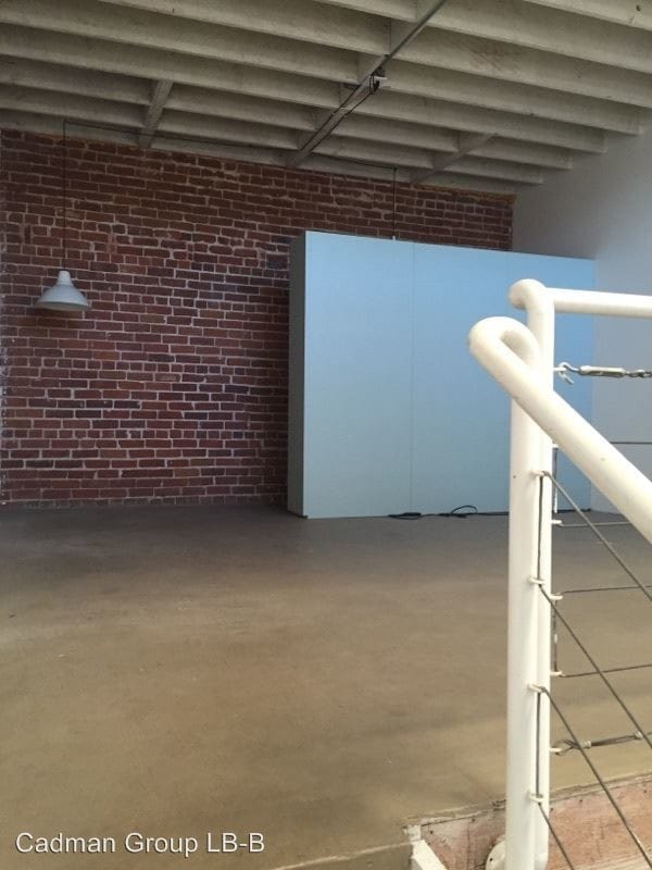 Building Photo - 946-950 Daisy Ave