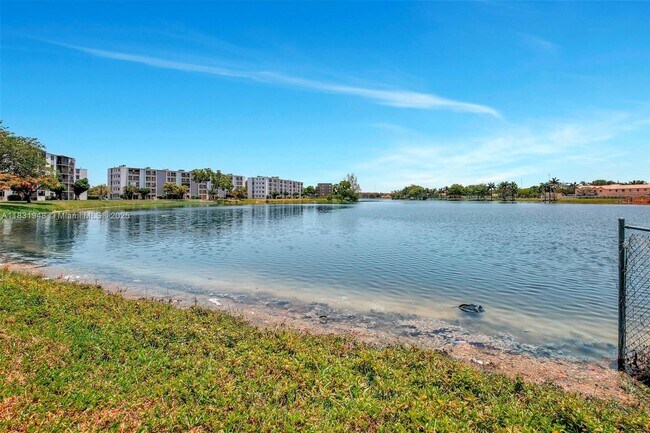 Building Photo - 8720 N Sherman Cir